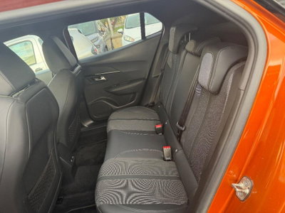 Peugeot 2008 BlueHDi 100 S&S GT Line (10)