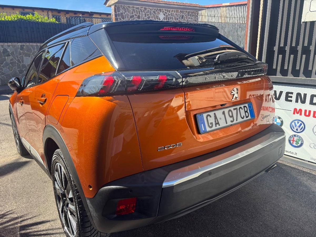 Peugeot 2008 BlueHDi 100 S&S GT Line (8)