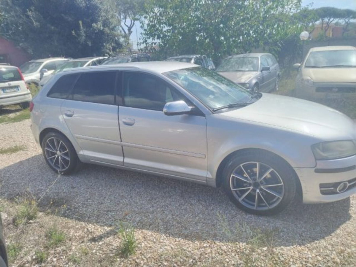Audi A3 Sportback 1.6 TDI 105 CV CR S tronic Ambition (3)