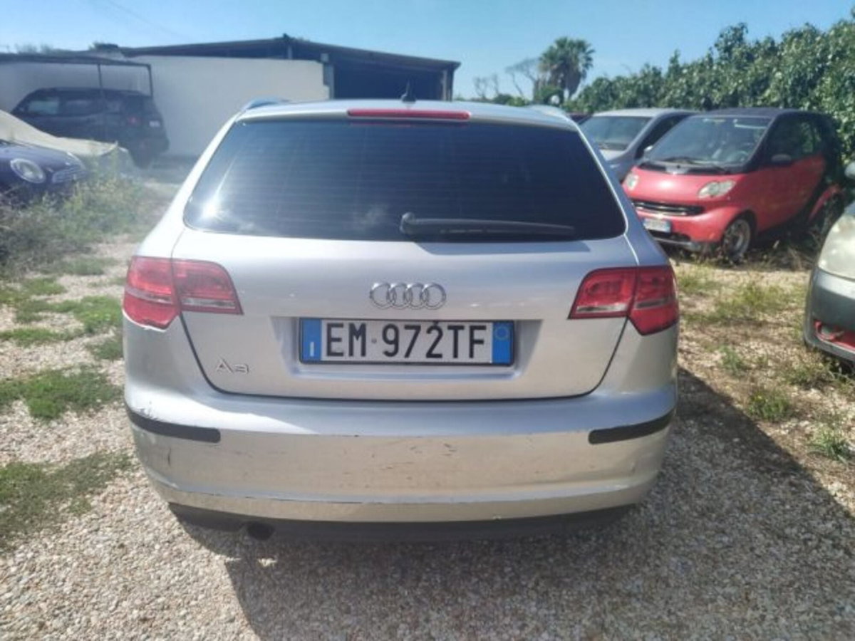Audi A3 Sportback 1.6 TDI 105 CV CR S tronic Ambition (4)