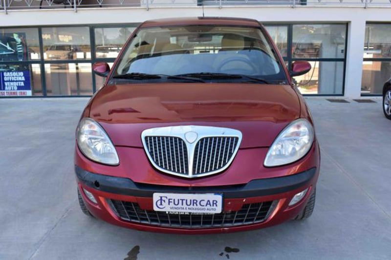 Lancia Ypsilon Multijet 16V Argento