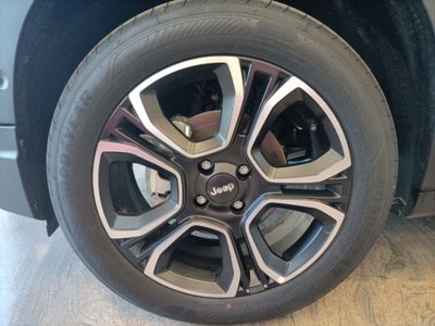 Jeep Avenger 1.2 turbo Summit fwd 100cv (12)