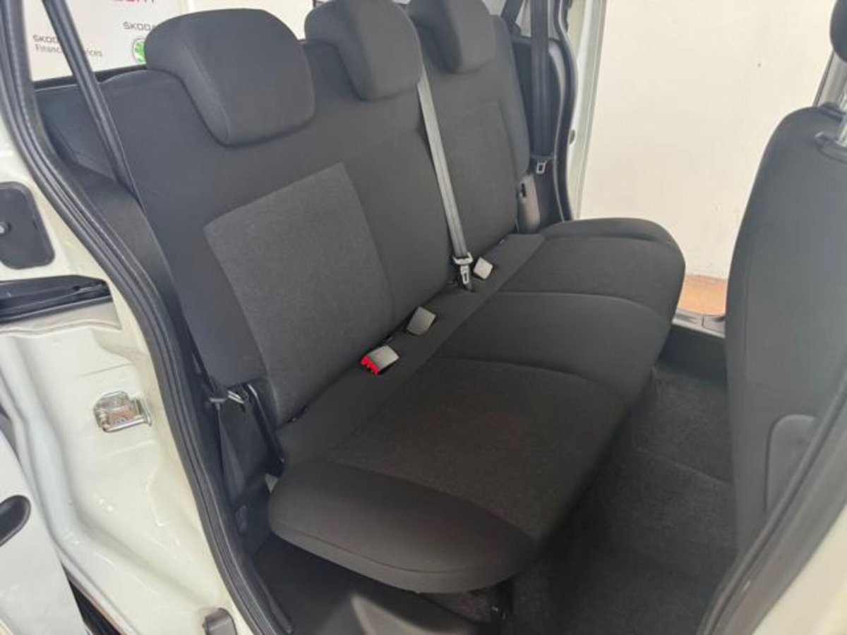 Fiat Qubo 1.4 8V 77 CV Active Natural Power (7)