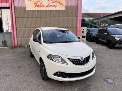 Lancia Ypsilon 1.0 FireFly 5 porte S&S Hybrid Ecochic Gold