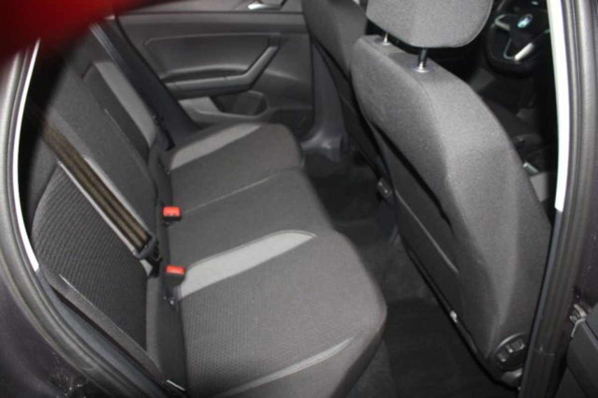Volkswagen Taigo 1.0 TSI 110 CV Life (8)
