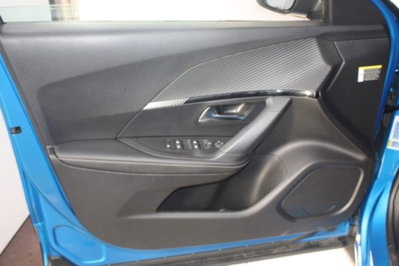 Peugeot 2008 1.2 puretech Allure s&s 130cv eat8 (8)