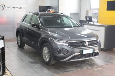 Volkswagen T-Roc 2.0 tdi Life 150cv dsg usata