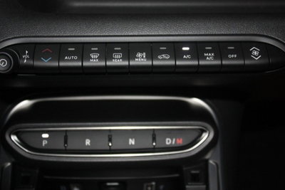 Jeep Avenger full-electric Summit fwd 156cv auto (12)