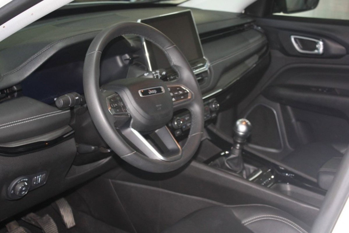 Jeep Compass 1.6 mjt S 2wd 130cv (9)