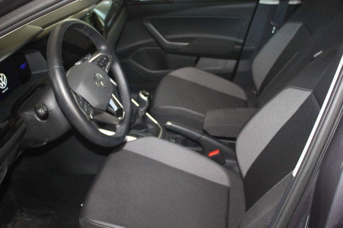 Volkswagen Taigo 1.0 tsi Life 115cv (10)