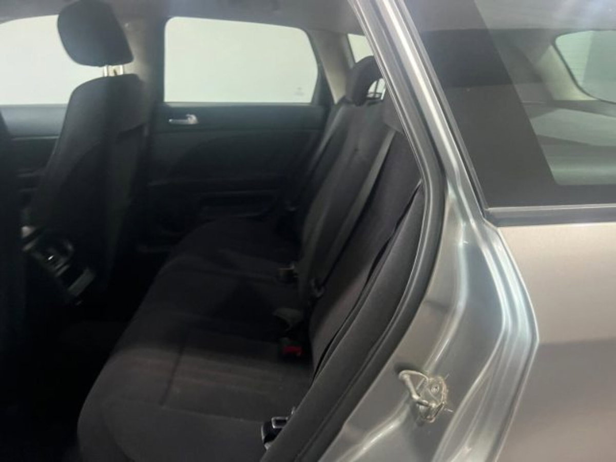 Alfa Romeo 159 SportWagon 1.9 JTDm Sportwagon (10)