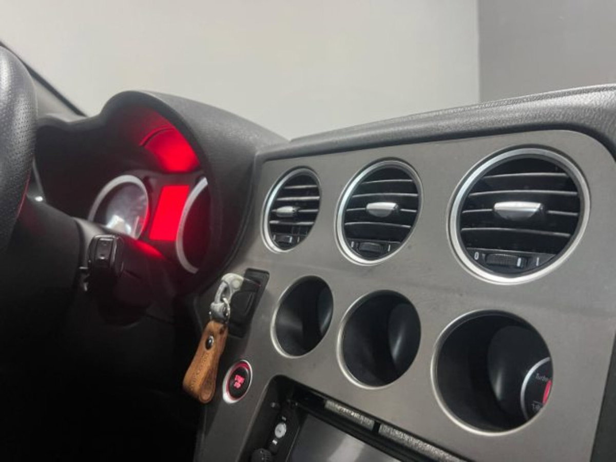 Alfa Romeo 159 SportWagon 1.9 JTDm Sportwagon (7)