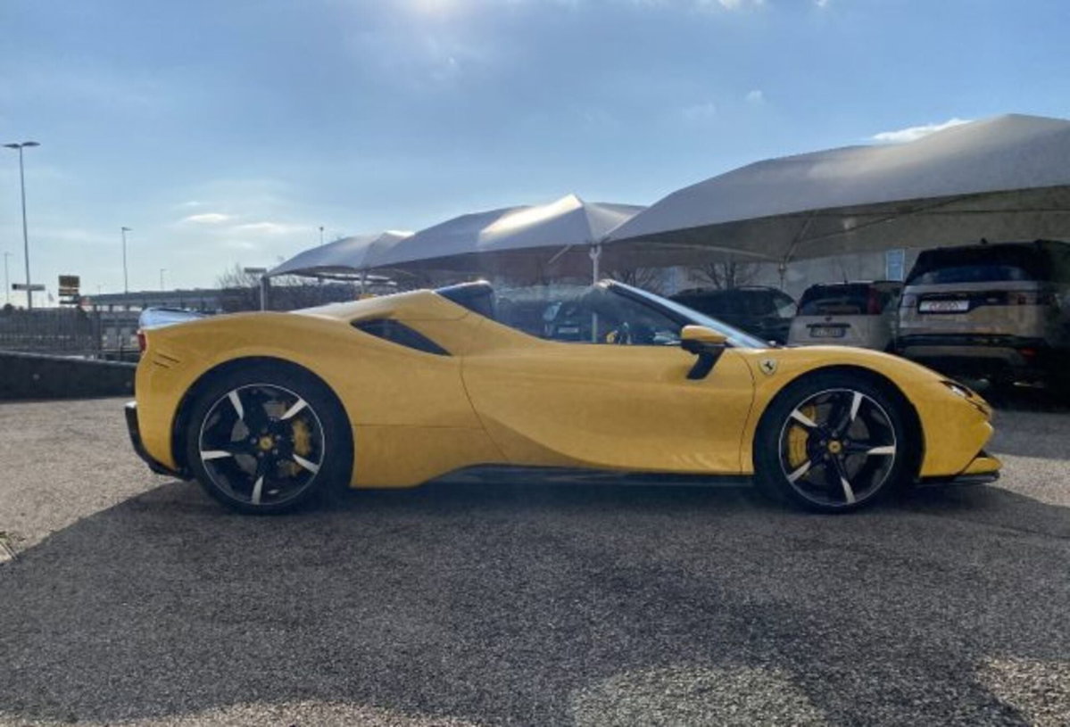 Ferrari SF90 Spider 4.0 F1 (8)