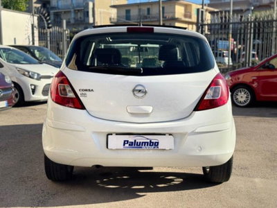 Opel Corsa 1.4 16V 5 porte Cosmo (7)