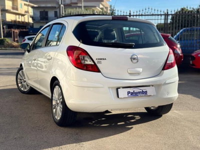 Opel Corsa 1.4 16V 5 porte Cosmo (8)