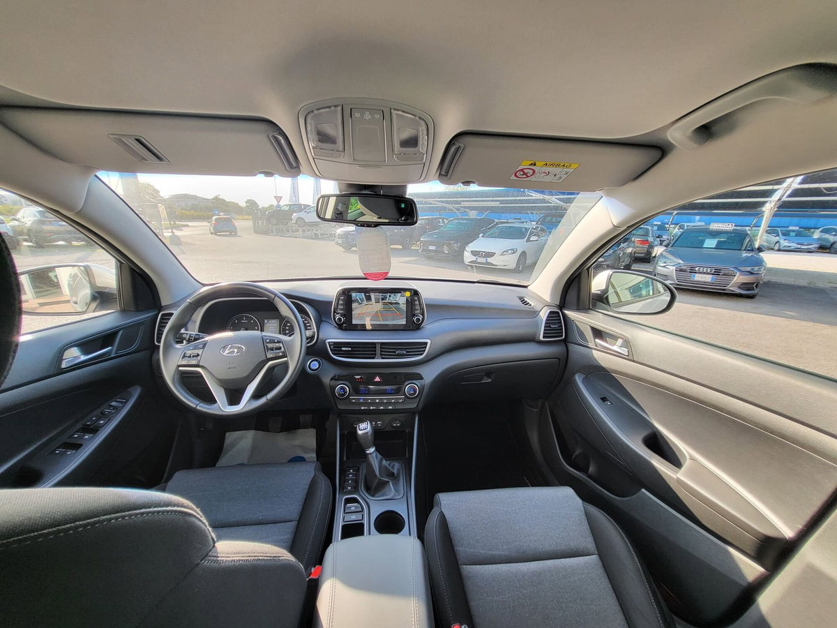 Hyundai Tucson 1.6 CRDi 48V XLine (10)