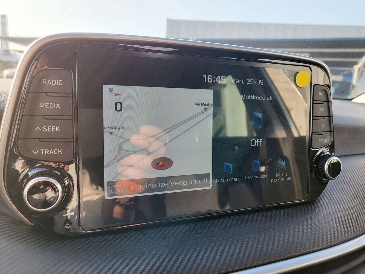 Hyundai Tucson 1.6 CRDi 48V XLine (11)
