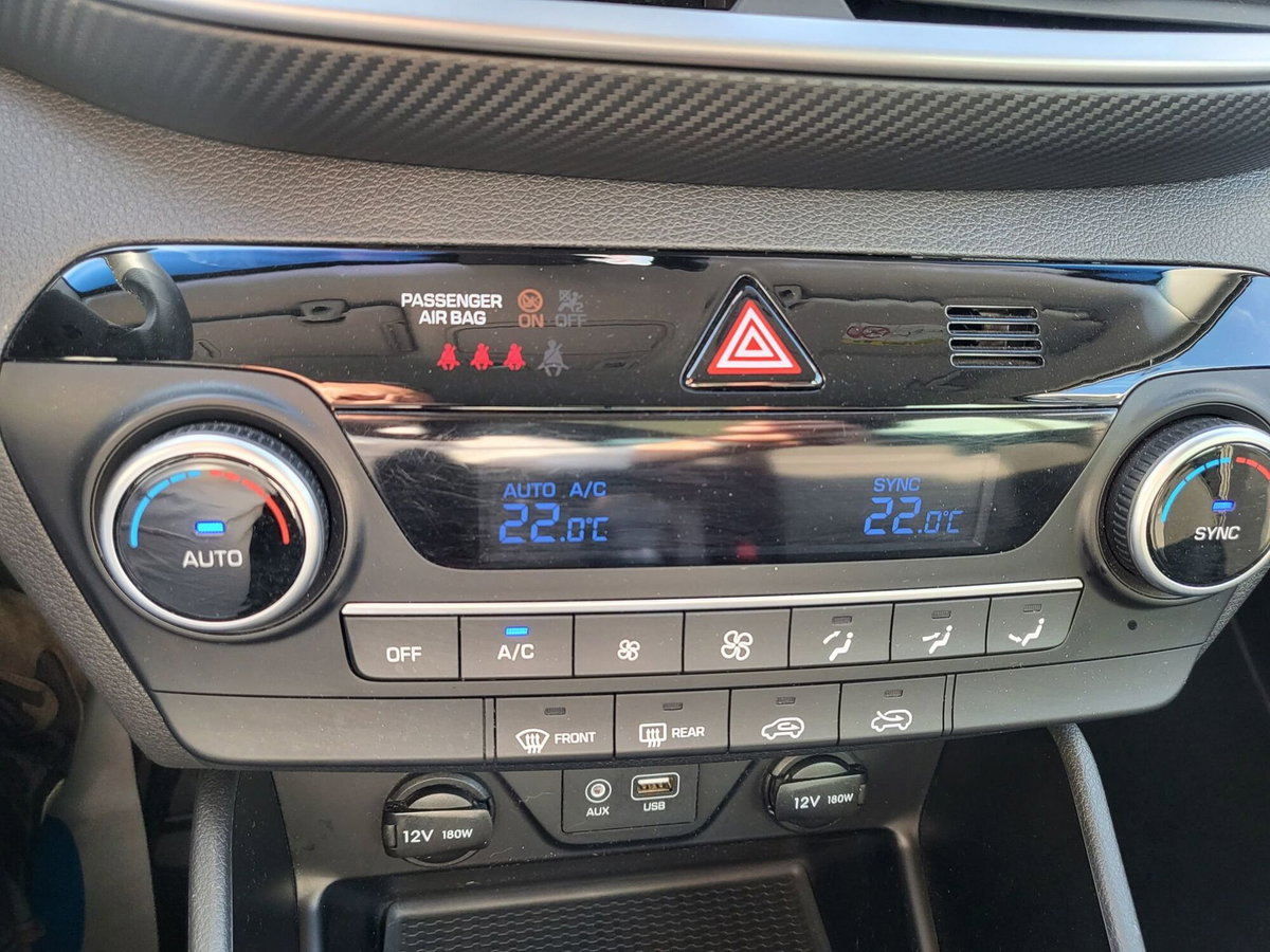 Hyundai Tucson 1.6 CRDi 48V XLine (12)
