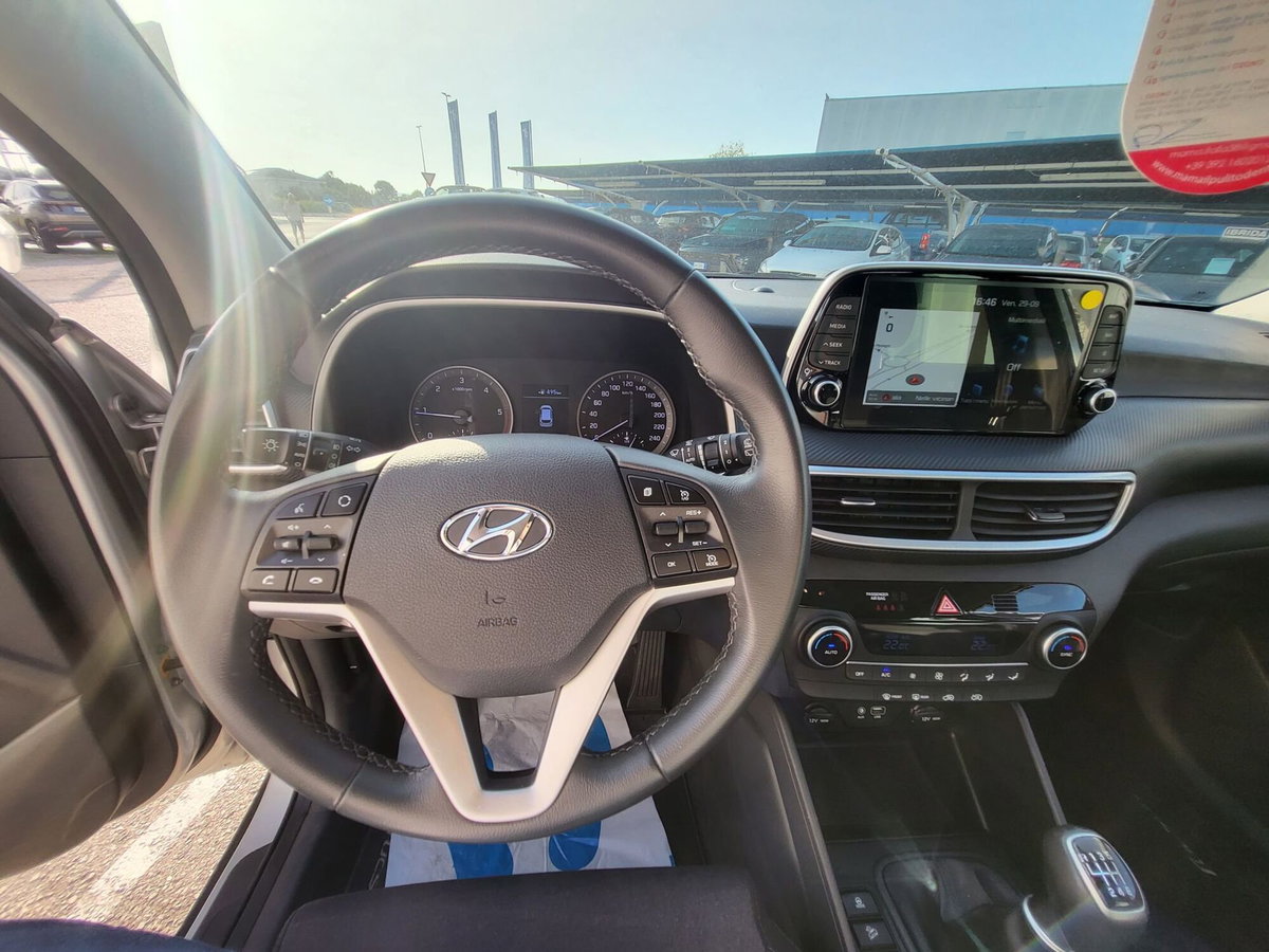 Hyundai Tucson 1.6 CRDi 48V XLine (15)