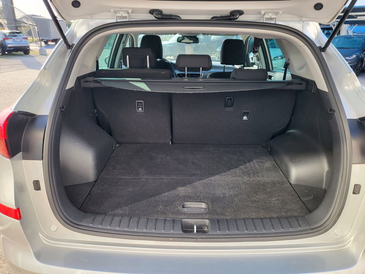 Hyundai Tucson 1.6 CRDi 48V XLine (7)