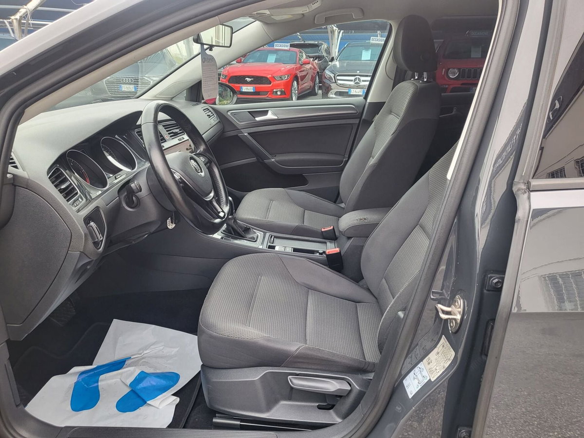 Volkswagen Golf Variant 1.6 TDI 115 CV DSG Business BlueMotion Tech. (10)