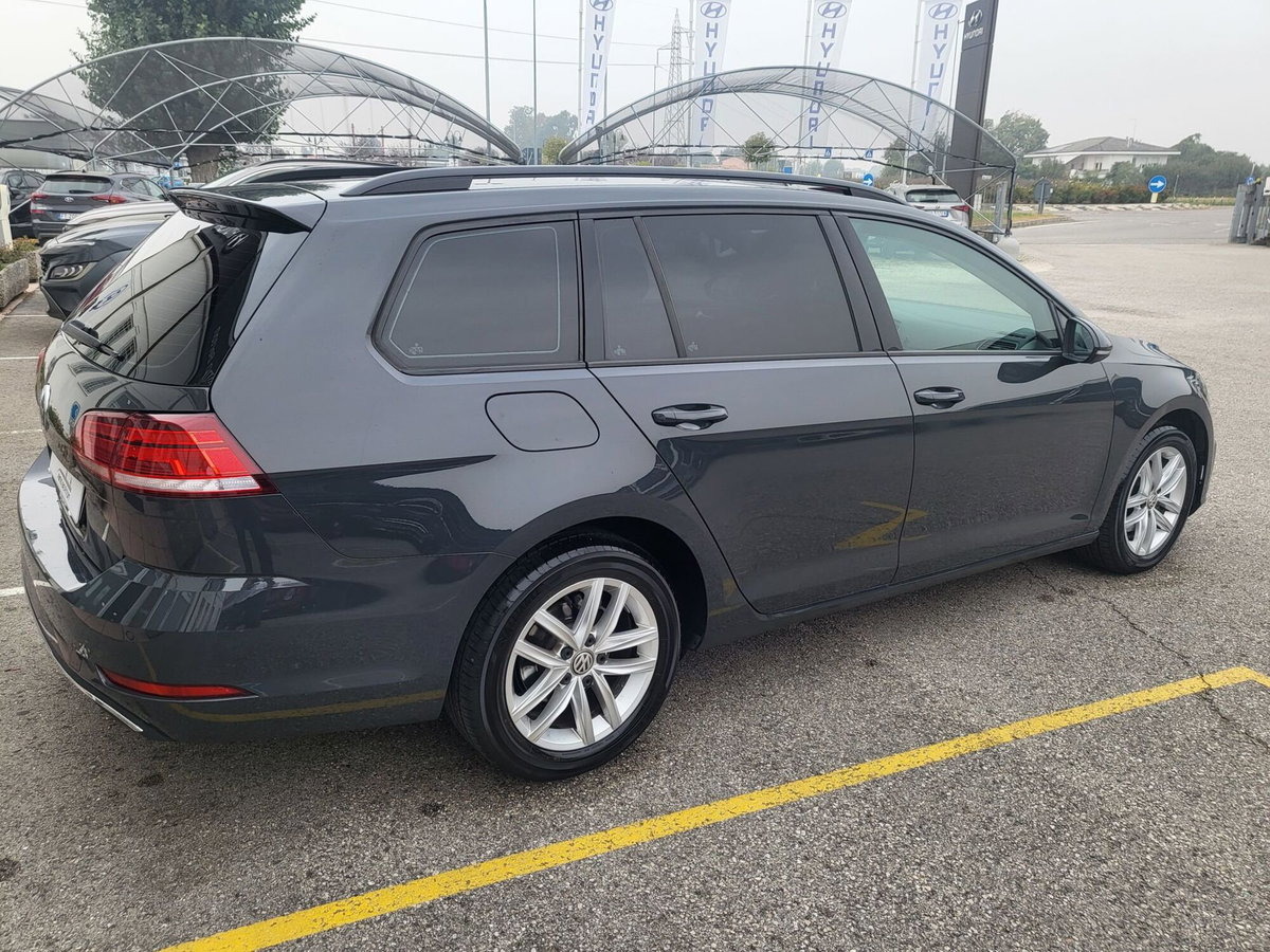 Volkswagen Golf Variant 1.6 TDI 115 CV DSG Business BlueMotion Tech. (5)