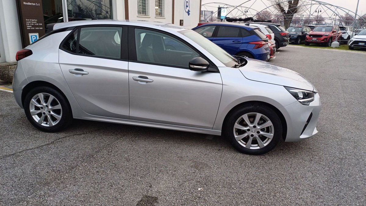 Opel Corsa 1.2 Edition (6)