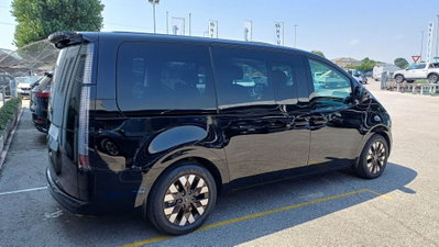 Hyundai Staria 2.2 awd auto (5)
