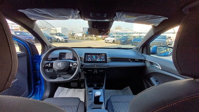 Mg MG3 1.5 hybrid+ Comfort auto (11)