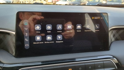 Mg MG3 1.5 hybrid+ Comfort auto (14)