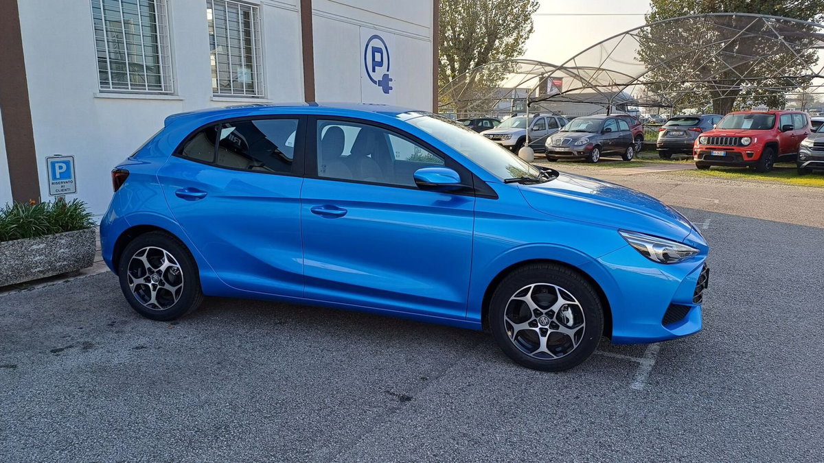 Mg MG3 1.5 hybrid+ Comfort auto (6)