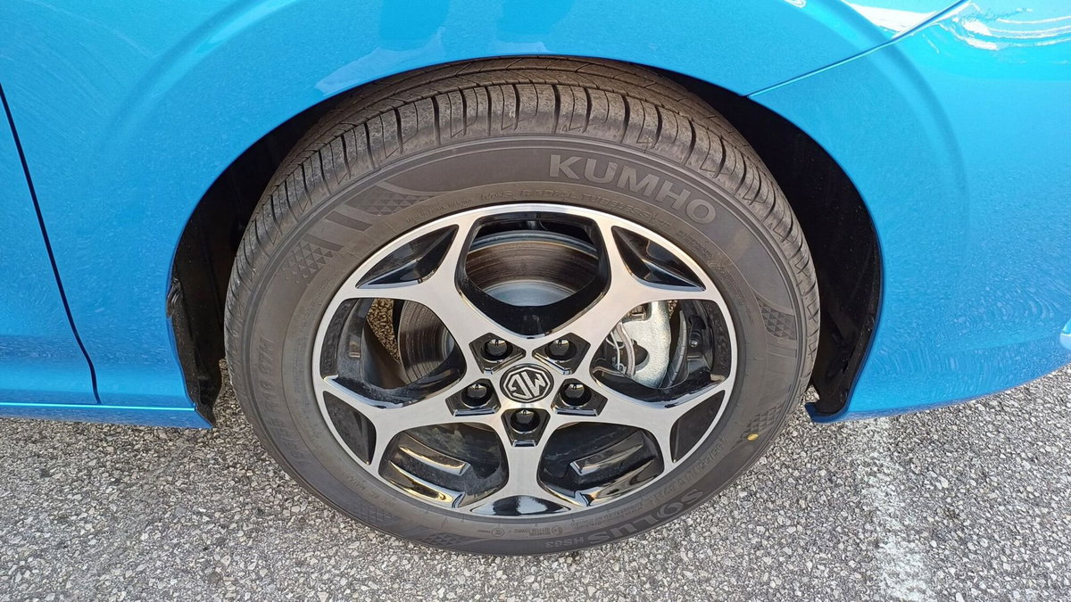 Mg MG3 1.5 hybrid+ Comfort auto (7)