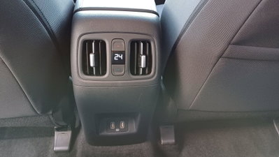 Hyundai Tucson 1.6 hev NLine + 2wd auto (13)