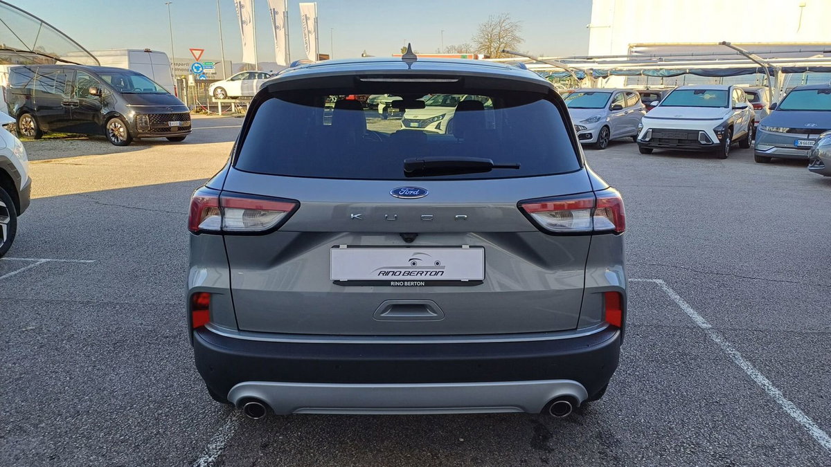 Ford Kuga 1.5 EcoBlue 120 CV aut. 2WD Titanium X (4)