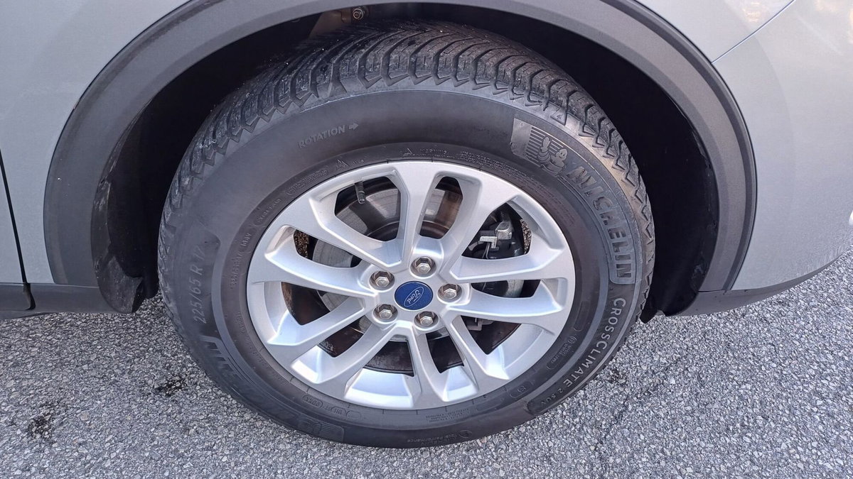 Ford Kuga 1.5 EcoBlue 120 CV aut. 2WD Titanium X (7)