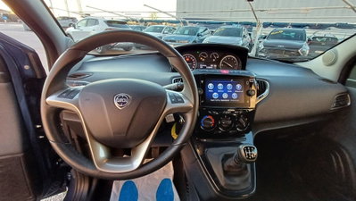Lancia Ypsilon 1.0 FireFly 5 porte S&S Hybrid Gold Plus (17)