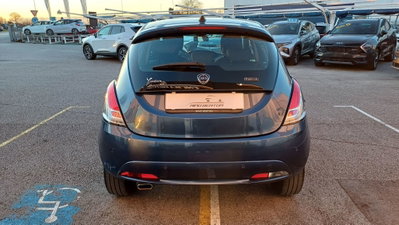 Lancia Ypsilon 1.0 FireFly 5 porte S&S Hybrid Gold Plus (4)