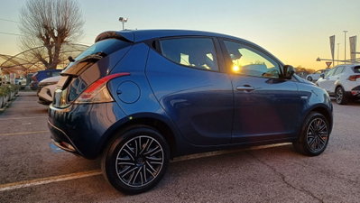 Lancia Ypsilon 1.0 FireFly 5 porte S&S Hybrid Gold Plus (5)