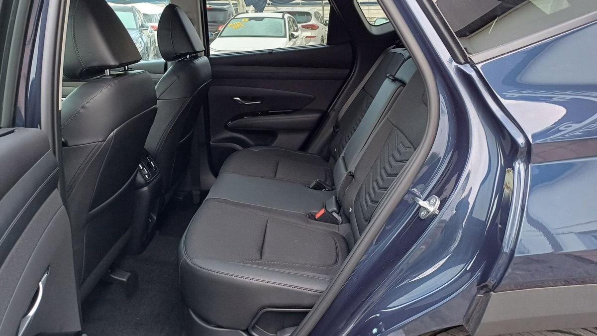 Hyundai Tucson 1.6 hev Xtech 2wd auto (9)