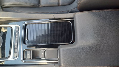Jaguar F-Pace 2.0 D 180 CV AWD aut. Prestige (19)