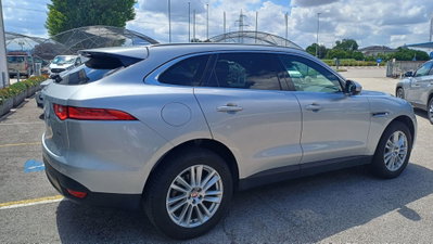 Jaguar F-Pace 2.0 D 180 CV AWD aut. Prestige (5)