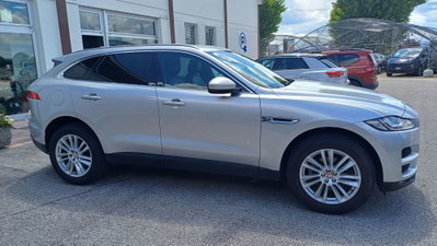 Jaguar F-Pace 2.0 D 180 CV AWD aut. Prestige (6)