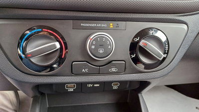 Hyundai i10 1.0 mpi Connectline 63cv (13)