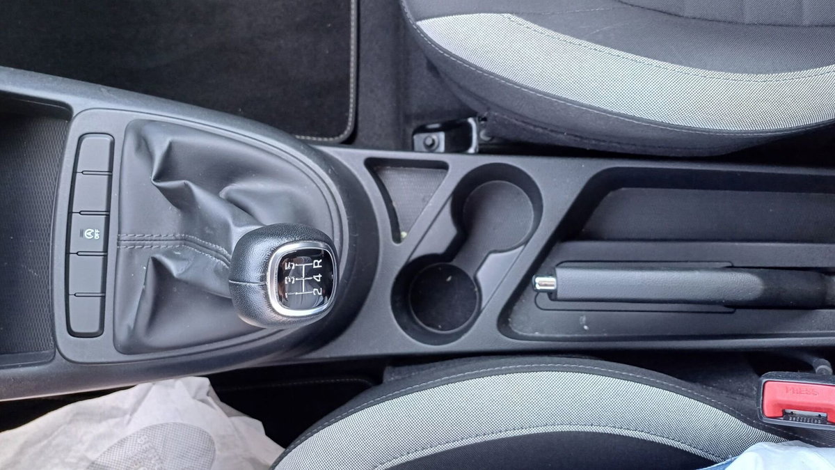 Hyundai i10 1.0 MPI Tech (15)