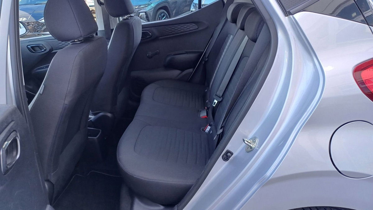 Hyundai i10 1.0 MPI Tech (9)