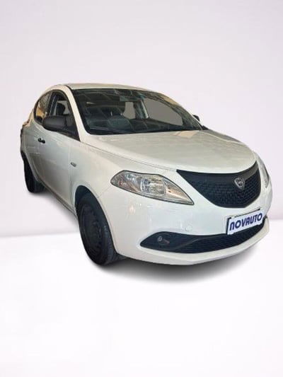 Lancia Ypsilon 1.2 69 CV 5 porte Elefantino Blu usata