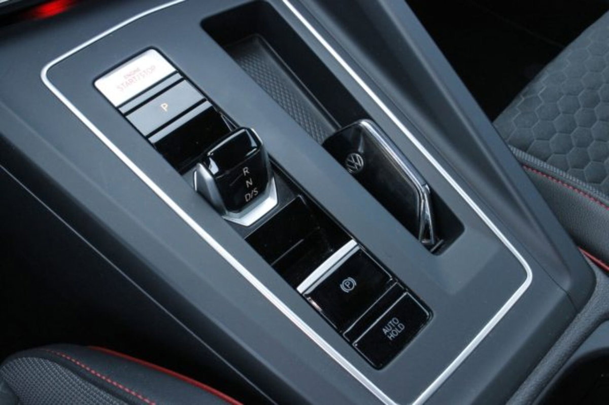 Volkswagen Golf 2.0 TSI GTI DSG Clubsport 45 (11)