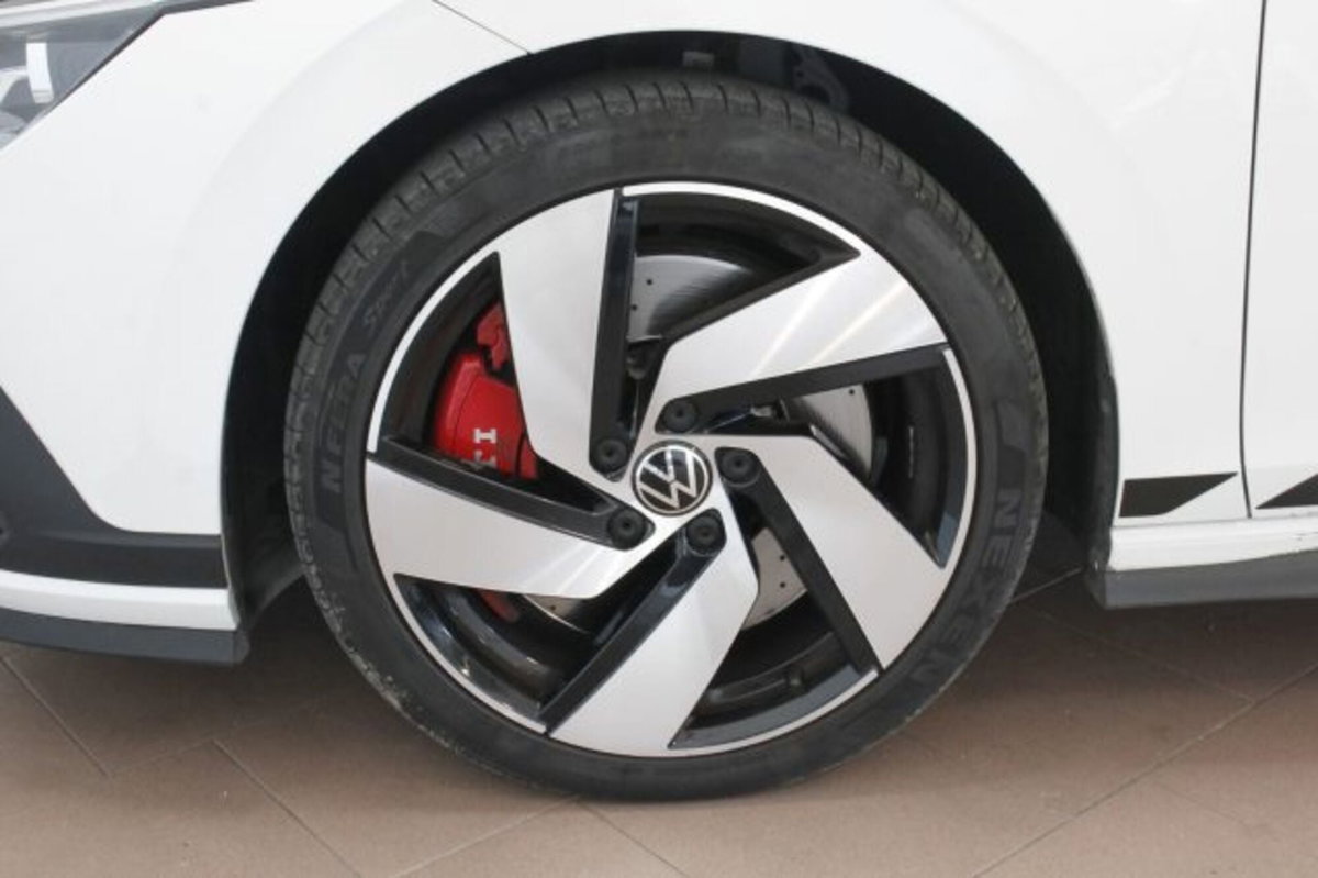 Volkswagen Golf 2.0 TSI GTI DSG Clubsport 45 (17)