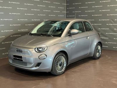 Fiat 500e Icon 3+1 42 kWh usata