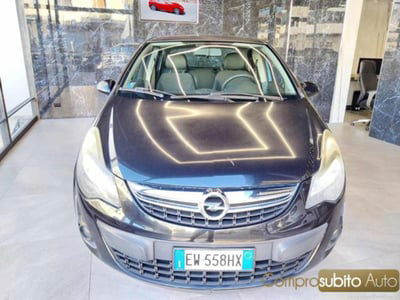 Opel Corsa 1.2 5 porte Cosmo usata